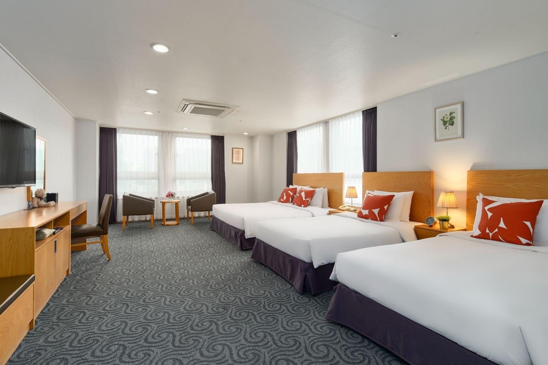 Atrium Jongno Hotel 3*